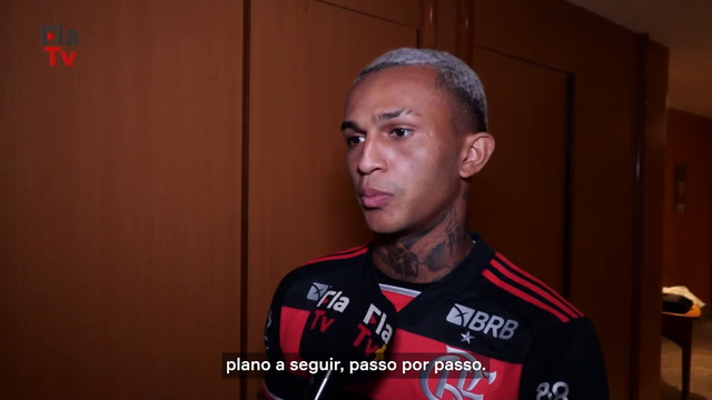 Flamengo prorroga contrato com lateral-direito Wesley até dezembro de 2028.