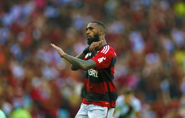 Gerson alcança marca de 200 jogos pelo Flamengo no próximo sábado; relembre 10 partidas marcantes do jogador