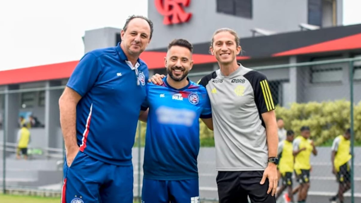 Bahia se prepara no centro de treinamento do Flamengo antes do confronto contra o Botafogo