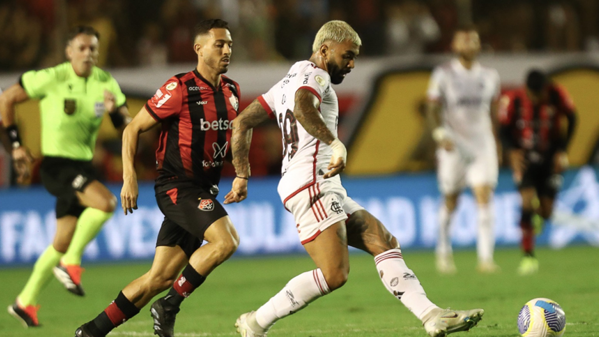 Gabigol e mais dois jogadores do Flamengo entram na seleção da rodada do Brasileirão; confira a lista.