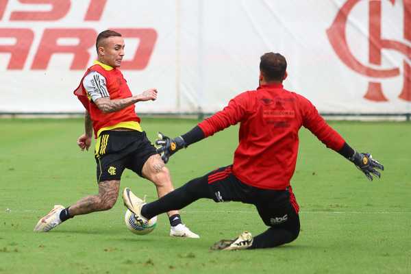 Cebolinha se recupera de lesão e está de volta para ajudar o Flamengo, opção para Tite no próximo jogo