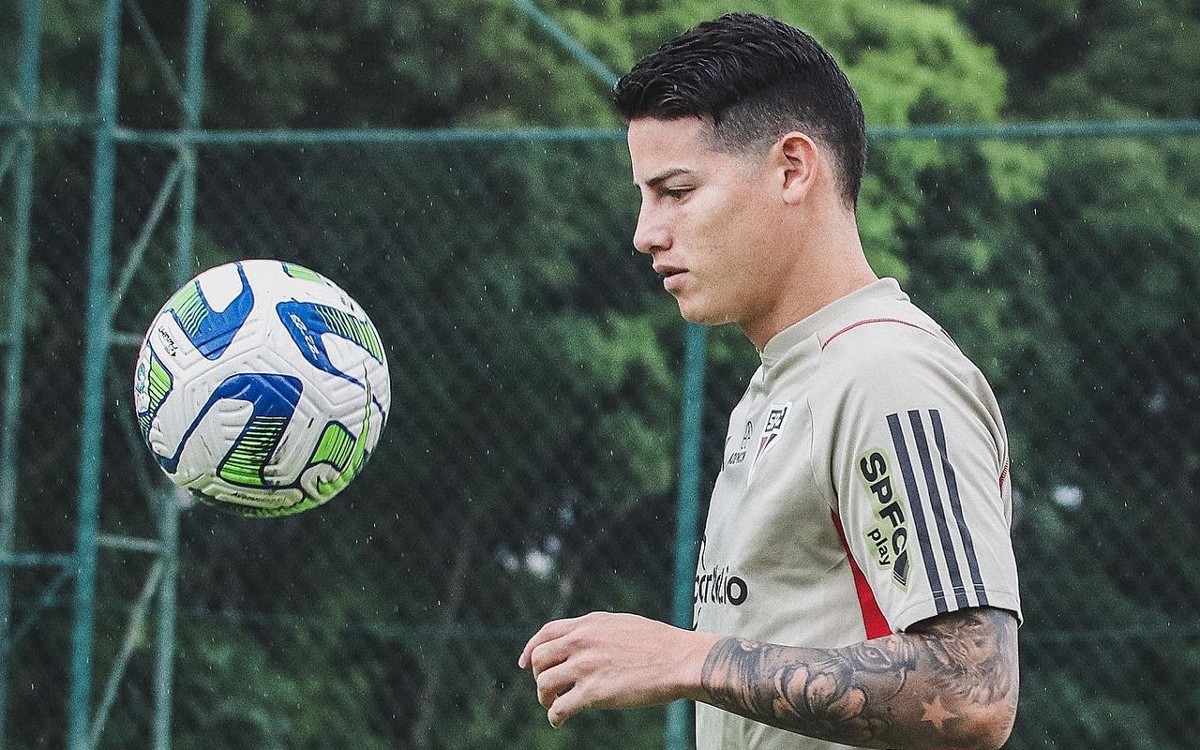 Há uma vaga no Flamengo? James Rodríguez deve deixar o São Paulo.