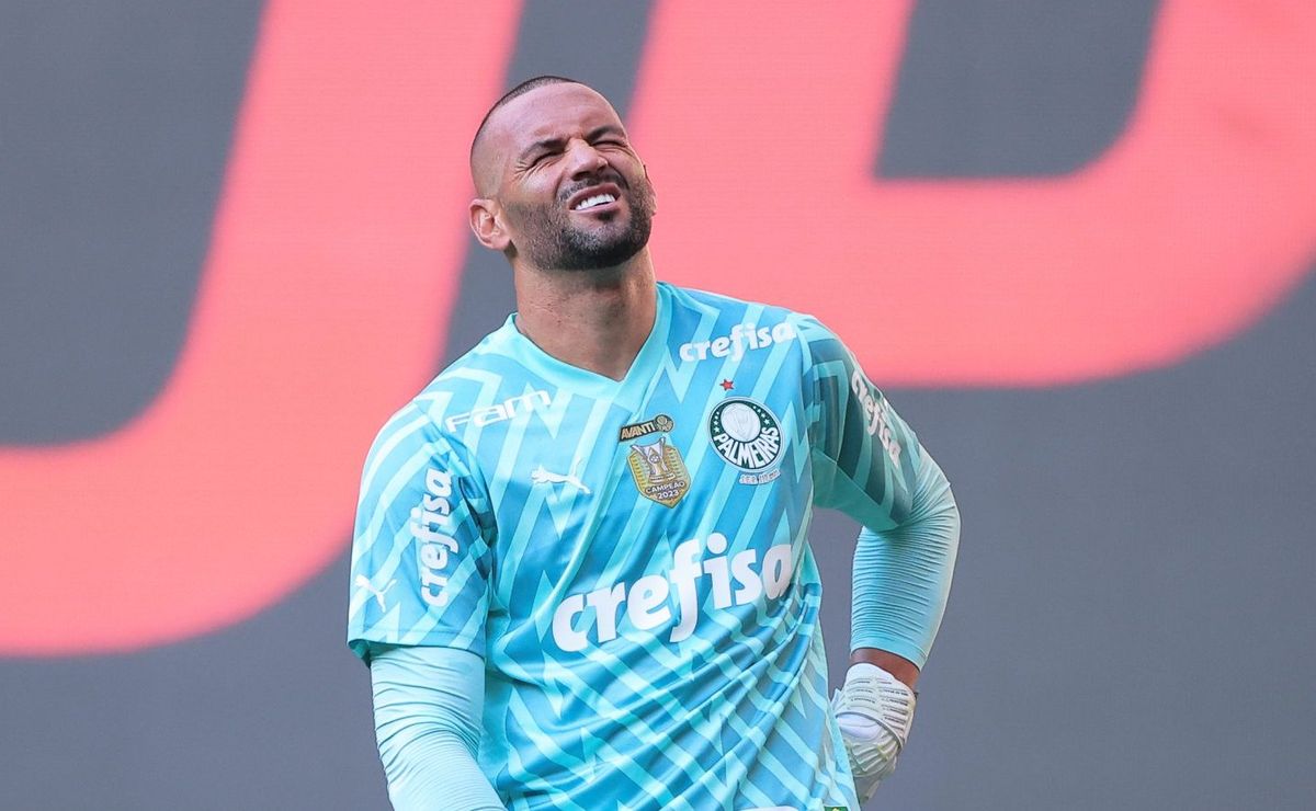 Weverton ressalta a superioridade do Flamengo.