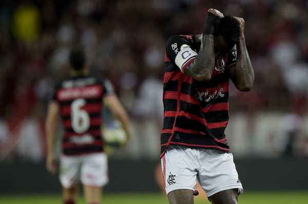 Avaliação: Flamengo enfrenta dificuldades, mas mantém liderança por mais uma rodada