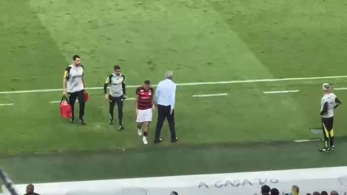 Cebolinha com dor muscular coloca sua participação em dúvida para jogo decisivo do Flamengo contra o Palmeiras