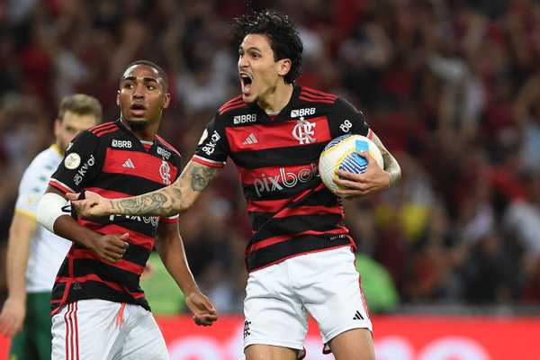 Flamengo mantém desempenho de campeão no Maracanã e busca consistência para se manter líder do Brasileirão