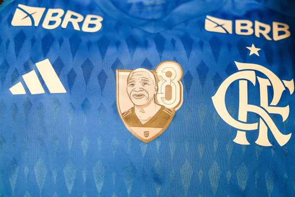 Adílio será homenageado com patch na camisa do Flamengo contra o Palmeiras