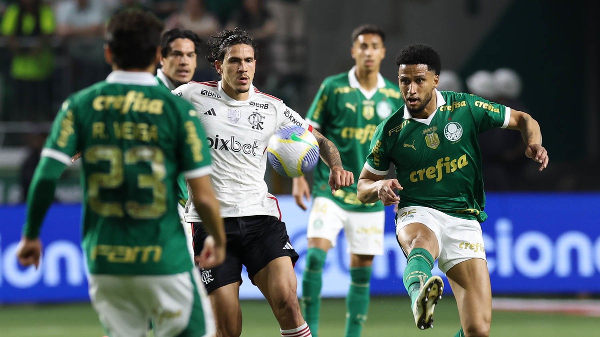 Flamengo e Palmeiras revivem rivalidade em jogo do Brasileirão após confrontos intensos na Copa do Brasil