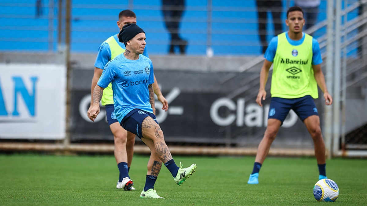 Time titular do Grêmio definido por Renato Gaúcho para partida contra o Flamengo