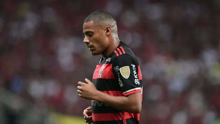 De La Cruz desfalca equipe do Tite do Flamengo contra o Vasco