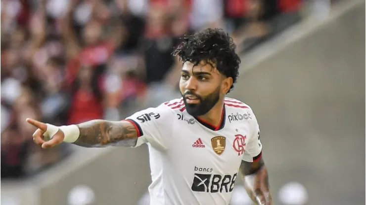 Gabigol é confirmado como titular ao lado de BH e Plata no Flamengo para enfrentar o Peñarol