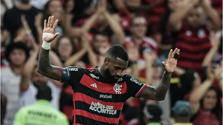 Gerson analisa vaias a Tite e planeja futuro do Flamengo