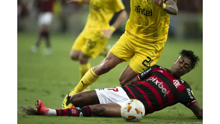 Peñarol mantém invencibilidade de nunca ter sofrido gol do Flamengo na história do confronto.