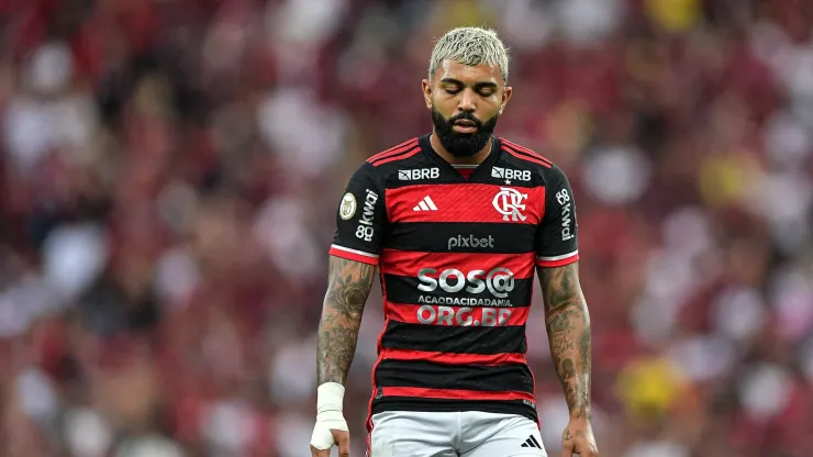 Torcedores do Flamengo pedem a saída de Gabigol após clássico com o mesmo objetivo