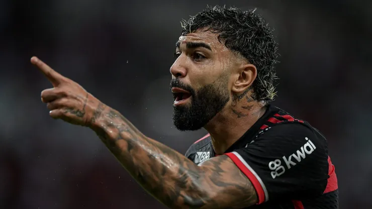 Torcedores do Flamengo preferem manter Gabigol no banco em vez de vê-lo como titular