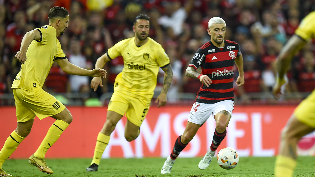 Vidente prevê classificação do Flamengo contra o Peñarol