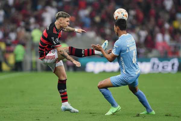 Análise: Flamengo sente ausência de Pedro, mas gol no fim traz esperança