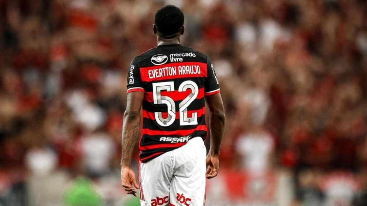 Éverton Araujo foi eleito o 'Craque da Torcida' no confronto contra o Bahia