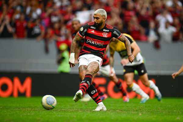 Após seis meses, Gabigol volta a ser titular no Flamengo em busca de mais minutos: “Tenho treinado muito e buscado meu espaço”