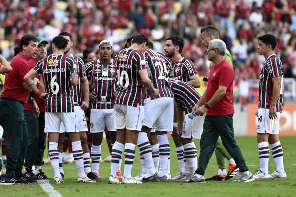 Desolado Fluminense, desolado Diniz: a tristeza de uma derrota justa e uma expulsão merecida