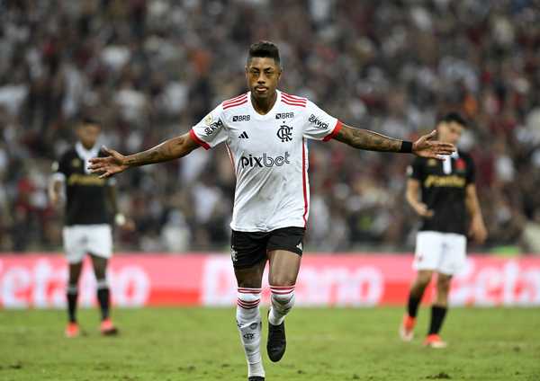 Possível reforço do Flamengo: Bruno Henrique melhora, mas é incerto para partida contra o Cruzeiro