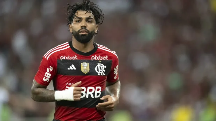 Gabigol busca permanência no Flamengo após chegada de Filipe Luis e afasta interesse de rivais