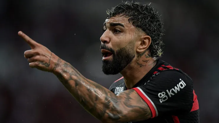 Gabigol deixará o Flamengo apesar da saída de Tite.