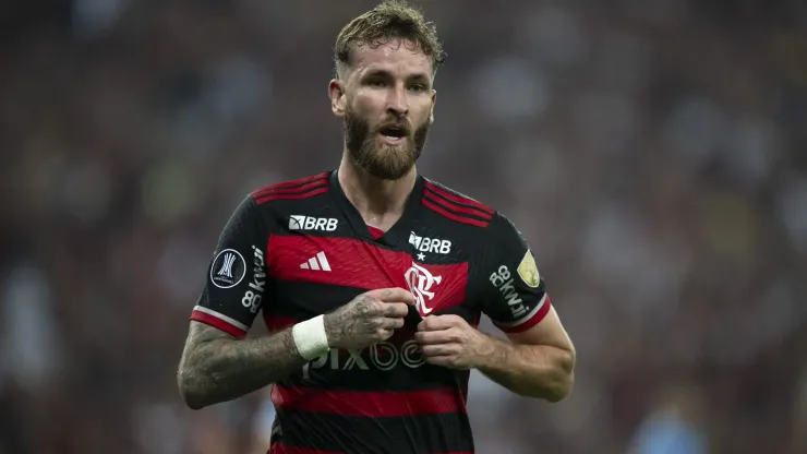 Léo Pereira recebe multa no Flamengo por atraso, mas clima não é afetado