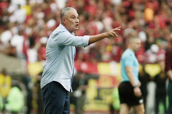 Tite destaca equilíbrio do Brasileirão: “Nunca vi um torneio onde os times da parte de baixo estão tão competitivos”