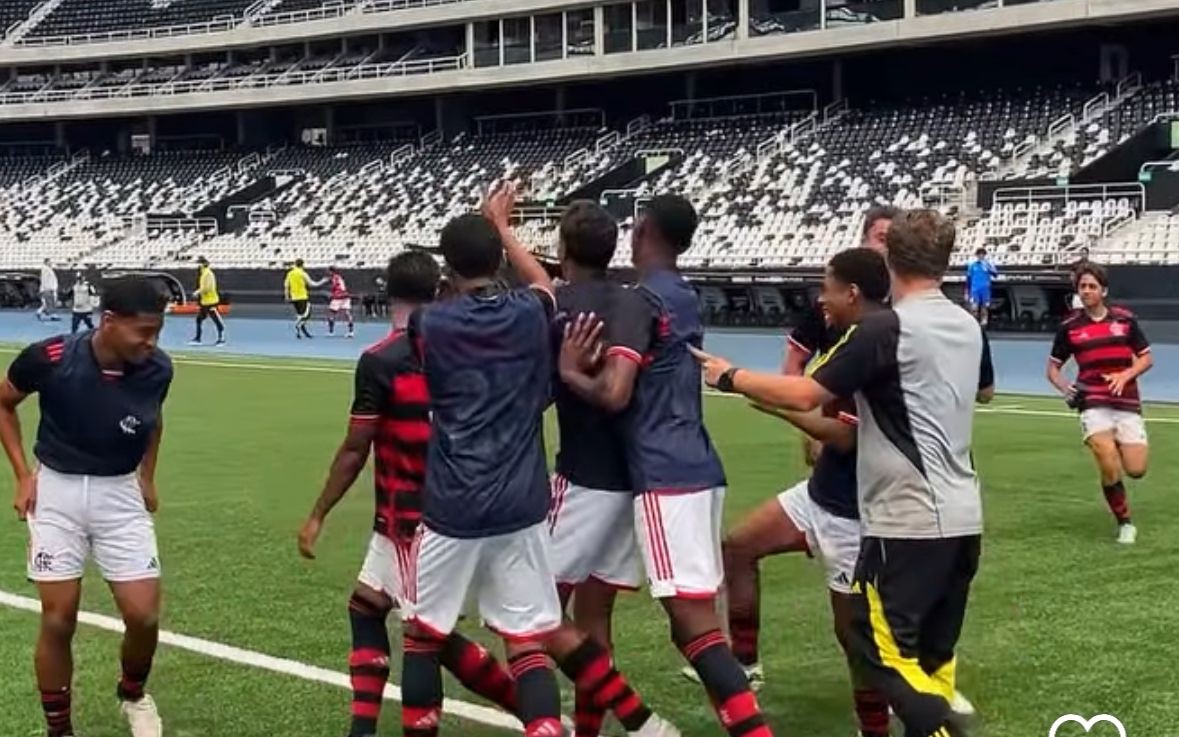 SEM CHORORÔ! Flamengo derrota o Botafogo duas vezes neste sábado.