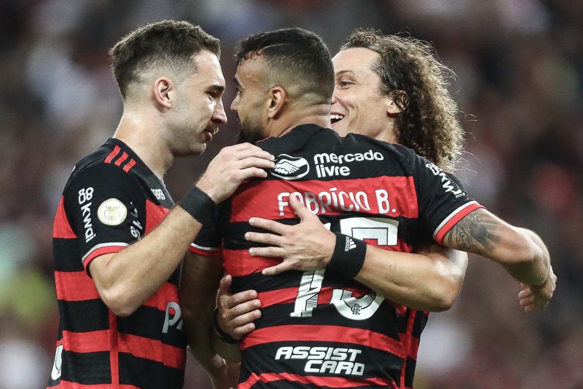 Análise: Flamengo conquista vitória e liderança com dedicação, estratégia e brilho individual