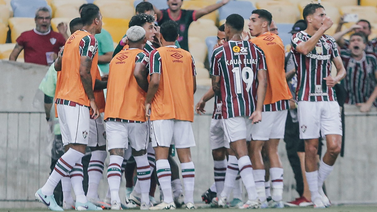 Fluminense confirma dois desfalques para o jogo contra o Flamengo.