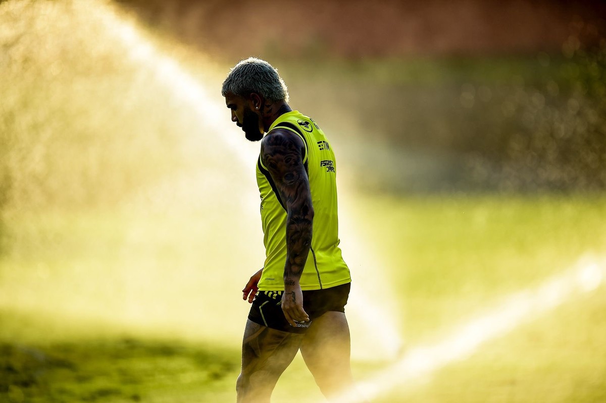 Tite aborda polêmica de Gabigol, indica recuperação e destaca importância do jogador: ‘Gabi é fundamental’