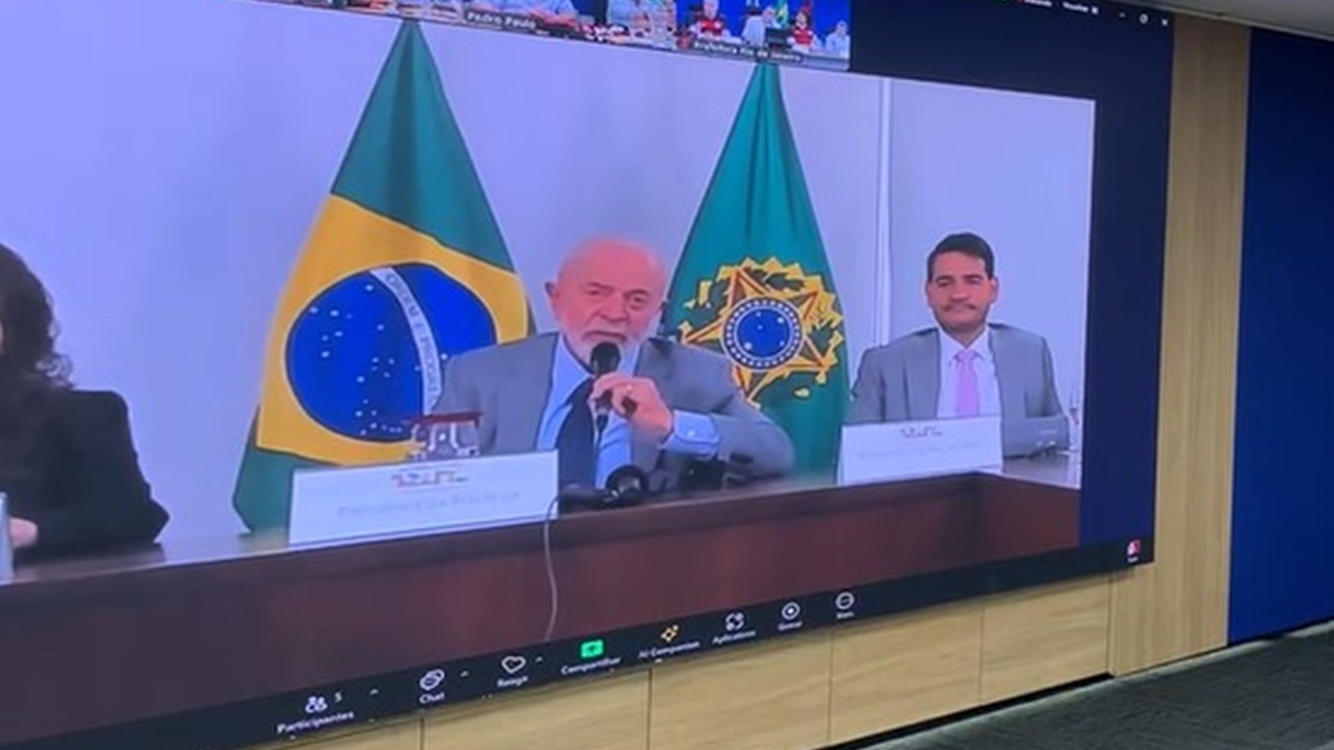 Lula envia mensagem para torcida do Flamengo como presidente do Brasil