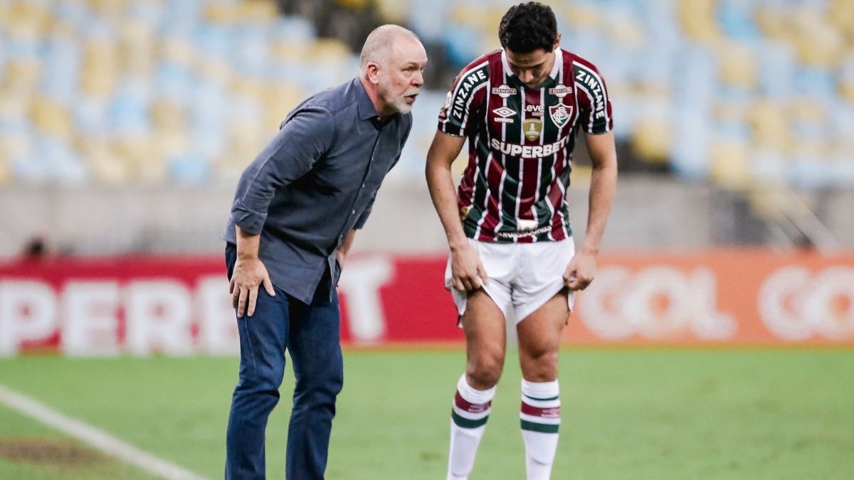 Mano Menezes é “freguês” do Flamengo no Brasileirão; estatísticas