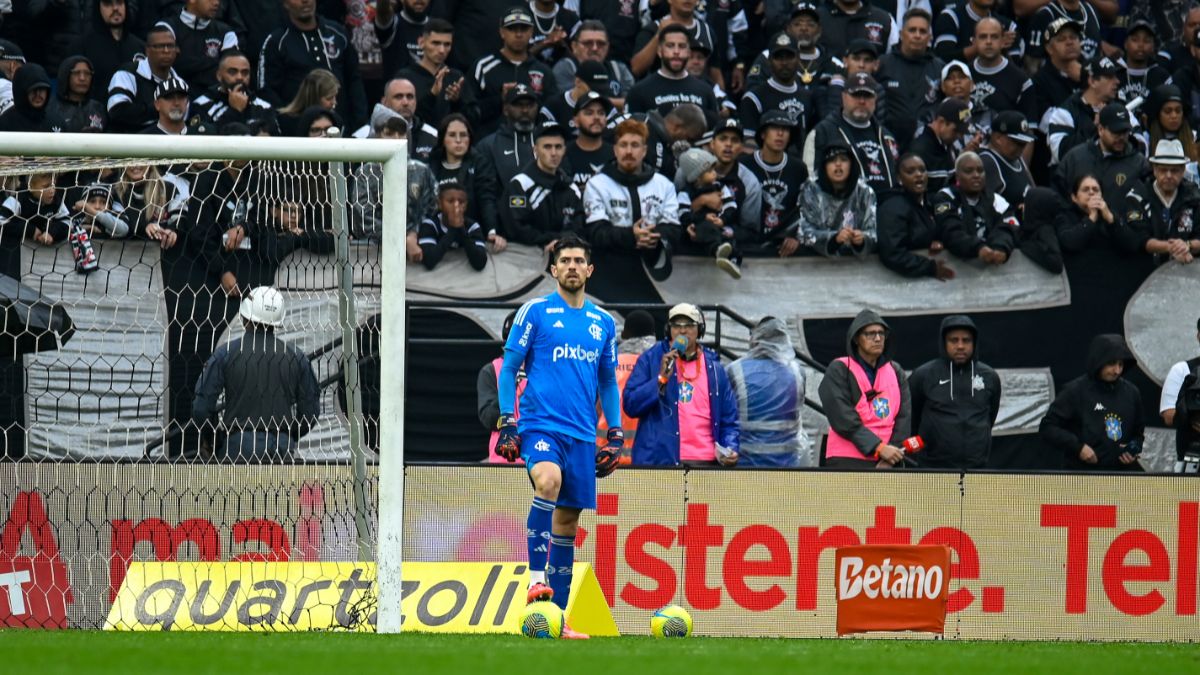 Rossi ressalta a capacidade do Flamengo de enfrentar o Atlético-MG