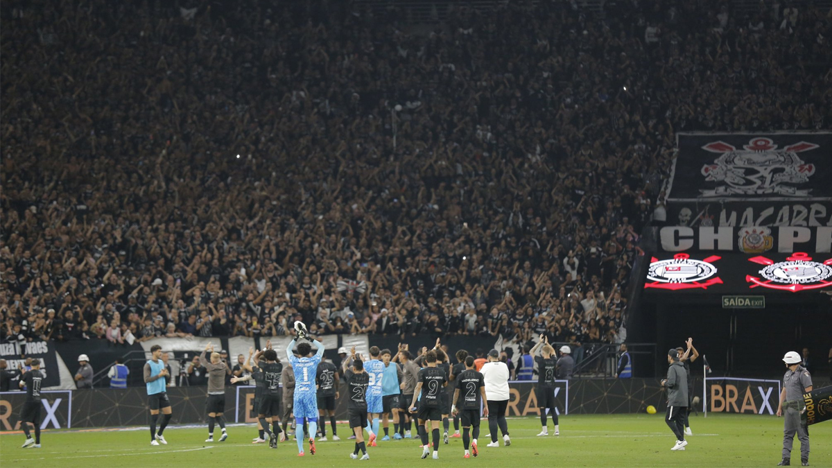 Corinthians recebe punição na Sul-Americana por incidente envolvendo Flamengo