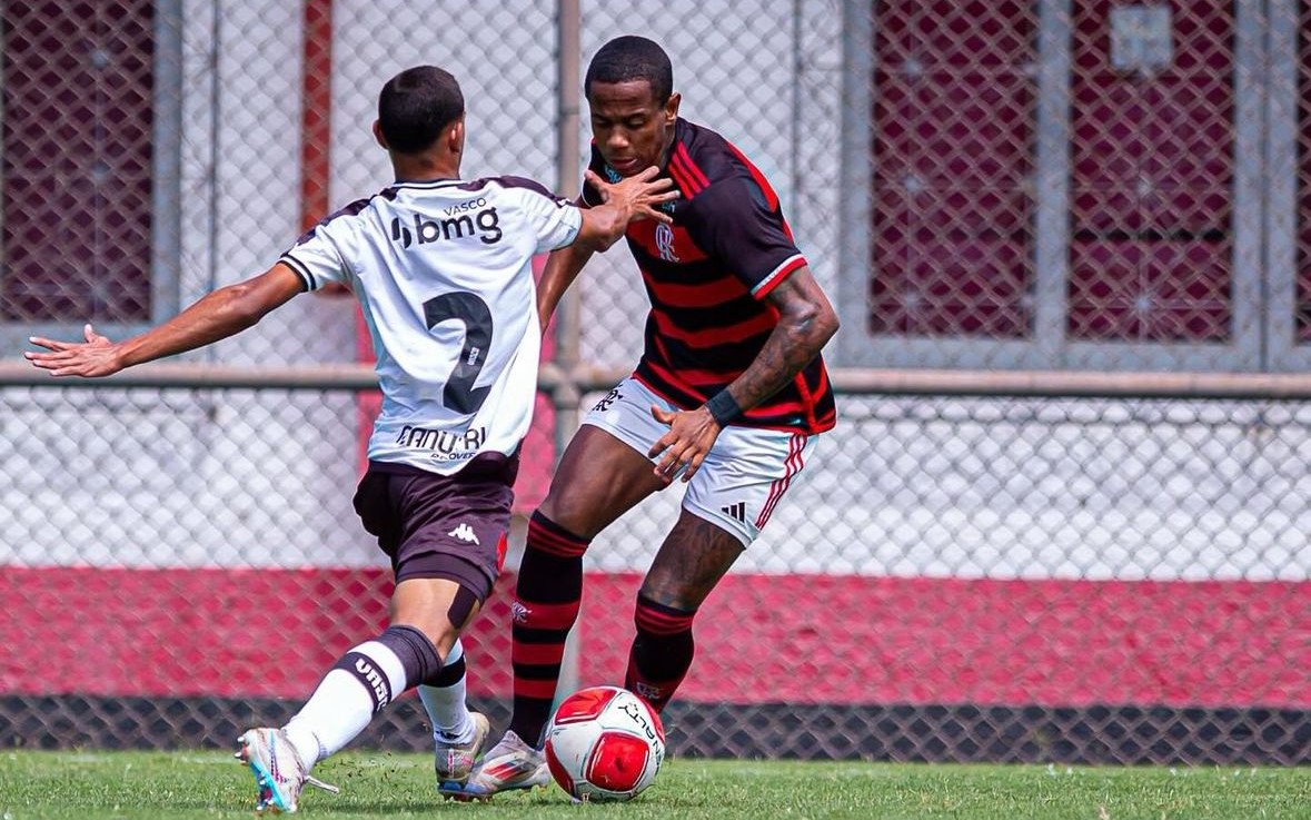 Flamengo perde atacante importante para partida decisiva na temporada