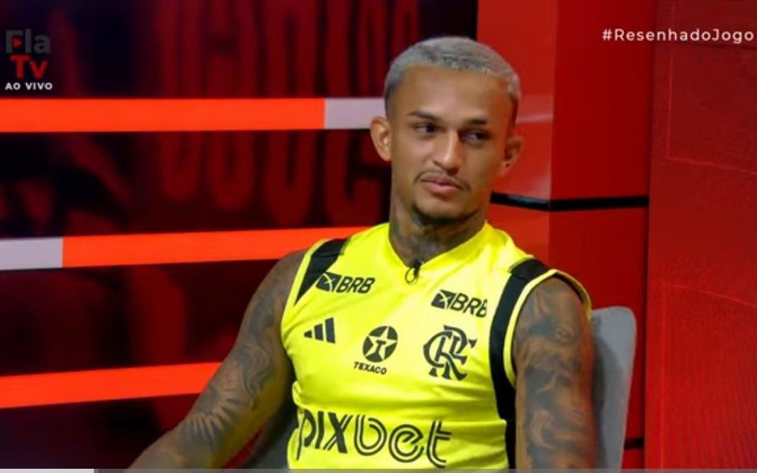 Clima tenso com Matheuzinho? Confira declarações de Wesley, do Flamengo, sobre lateral do Corinthians.