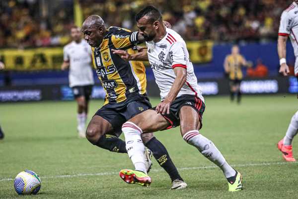 Despedida de Fabrício Bruno do Flamengo ganha destaque; direção discute sua utilização no jogo contra o Millonarios