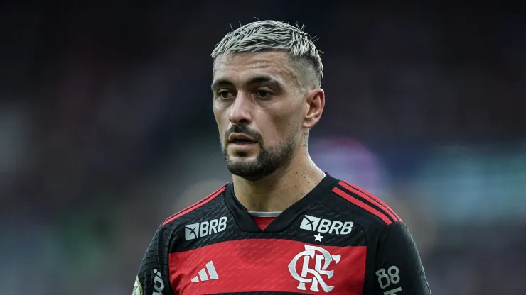 Arrascaeta elogia atuação de Gabigol no triunfo do Flamengo sobre o Atlético-MG.