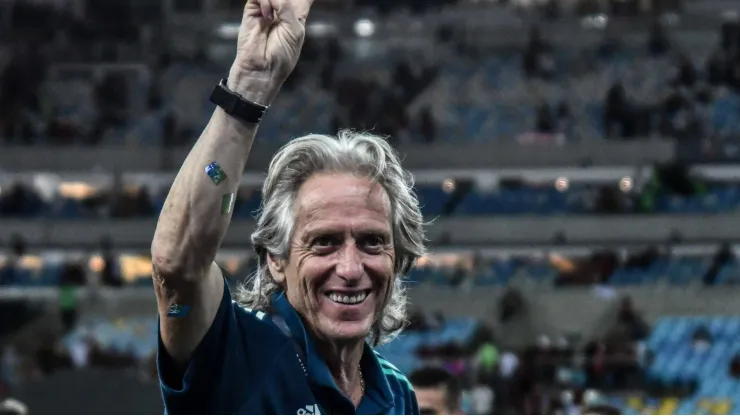 BAP almeja contratar Jorge Jesus para o Flamengo e negocia para garantir sua permanência no clube