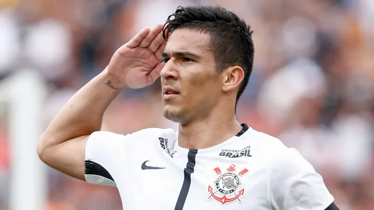 Balbuena é a principal prioridade nas negociações entre Flamengo e Corinthians por Hugo Souza.