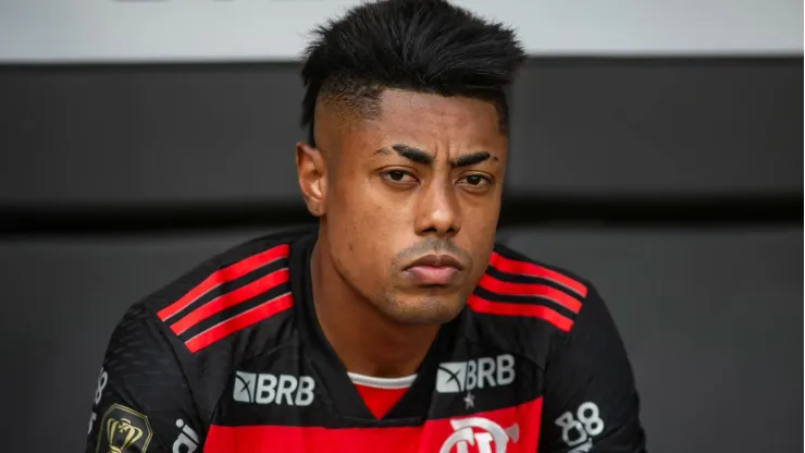 Bruno Henrique encara problemas com o STJD e Flamengo é alertado sobre possível suspensão do jogador