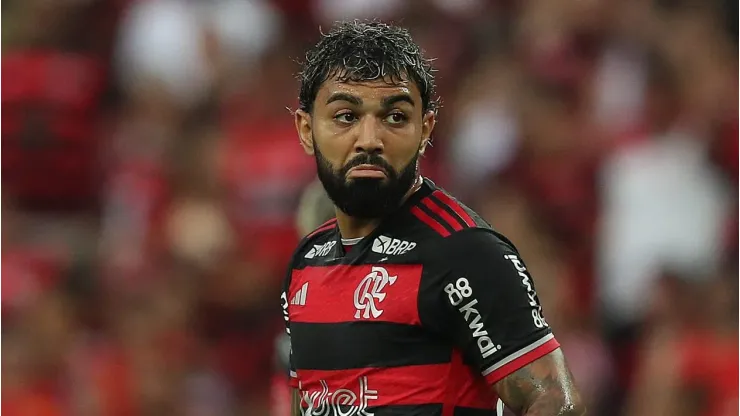 Carlinhos também deixará o Flamengo, seguindo os passos de Gabigol