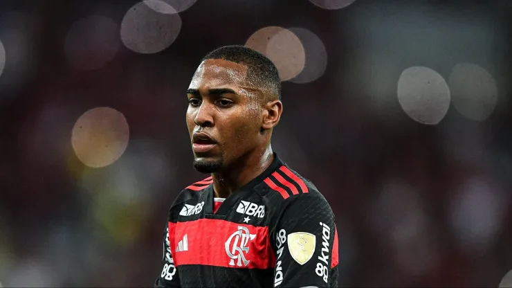 Clubes como Real Madrid, City, Barcelona e Manchester United estão interessados em contratar Lorran do Flamengo.