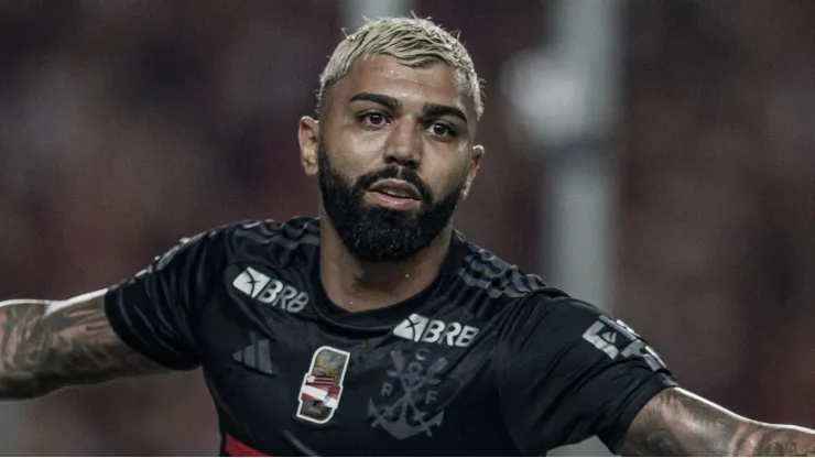 Filipe Luís deve escalar Gabigol no Flamengo contra o Fortaleza para manter o padrão da equipe.