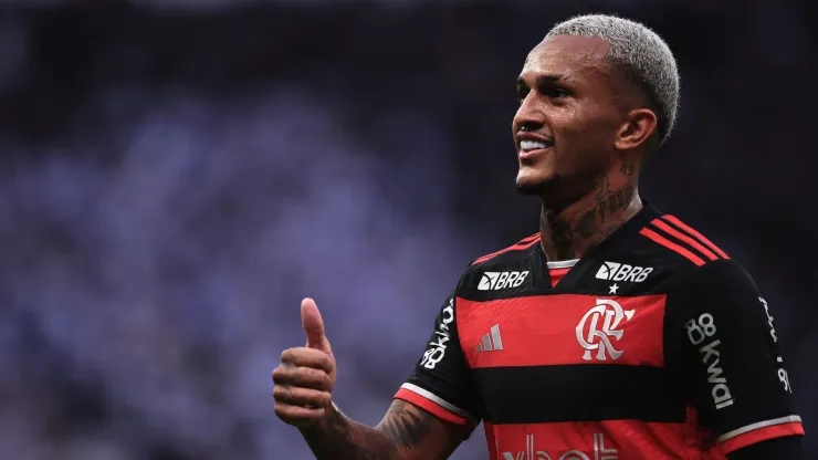 Flamengo pode vender Wesley por R$ 191 milhões