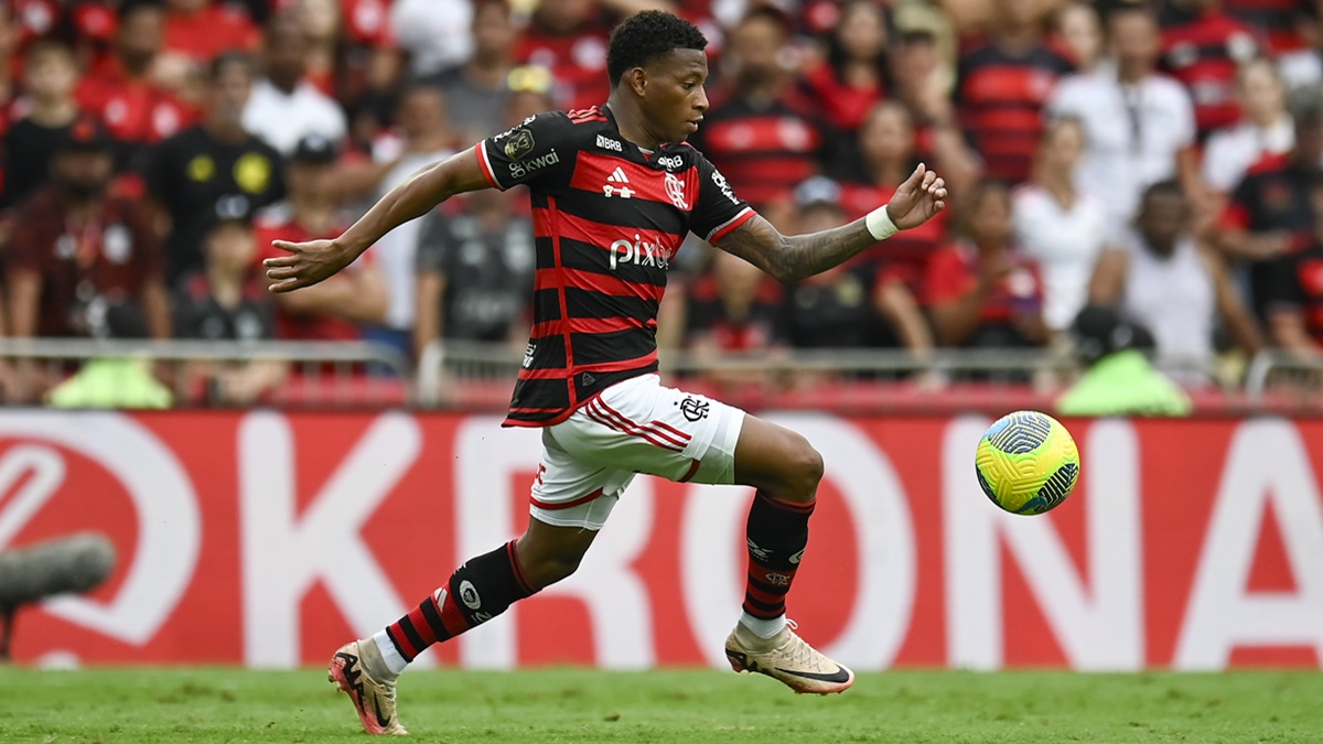 Filipe Luís destaca qualidades de Gonzalo Plata no Flamengo