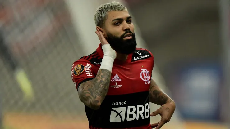 Gabigol encaminha saída do Flamengo e deve fechar com o Cruzeiro